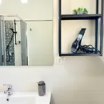 Mistral Apartment *